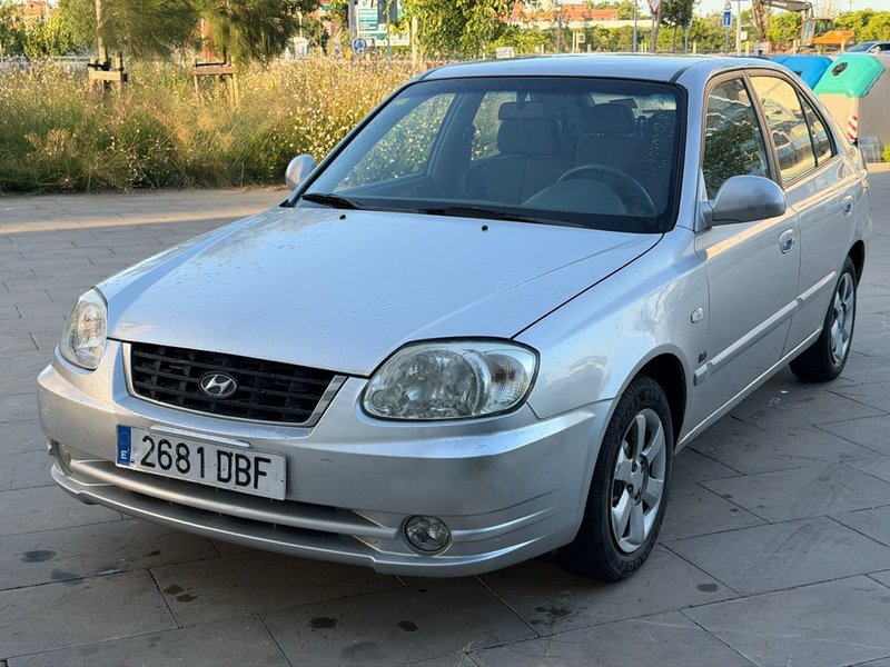 Hyundai Accent 2005 - foto 1
