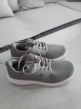 Zapatillas deportivas grises hombre