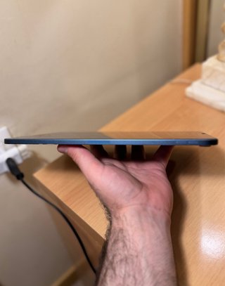 iPad Air 5 256GB + Keyboard Folio + Magic Mouse 2