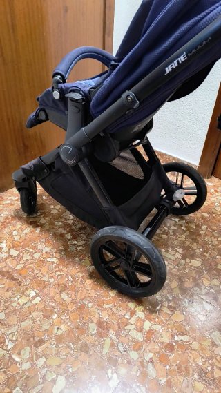 Carrito Bebé Jane Muum Azul + Sombrilla