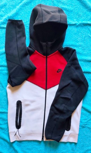 Felpa Nike Sportwear tech con cappuccio M full zip