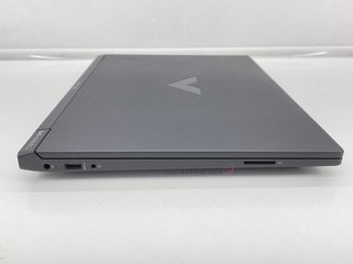pc portatil hp 15-fa1021ns