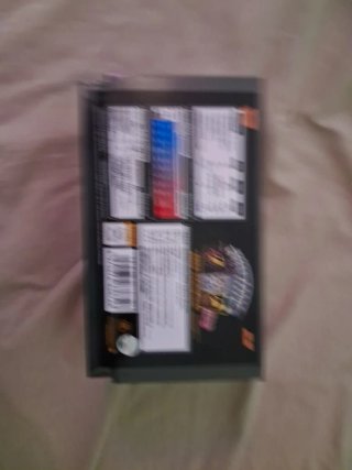 Caja Regalo Radiante Energía Mew Chino