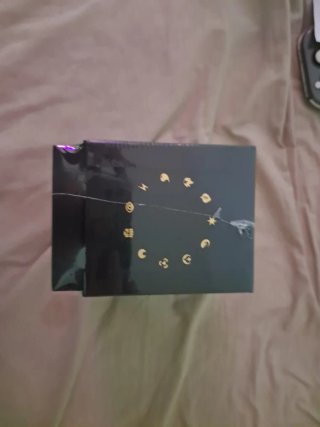 Caja Regalo Radiante Energía Mew Chino