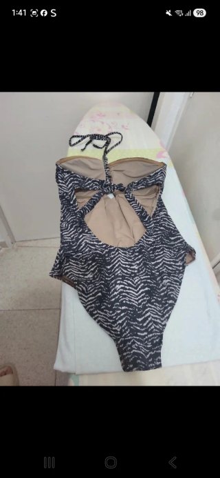 Bañador mujer estampado cebra