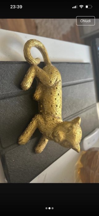 Statuetta pantera dorata