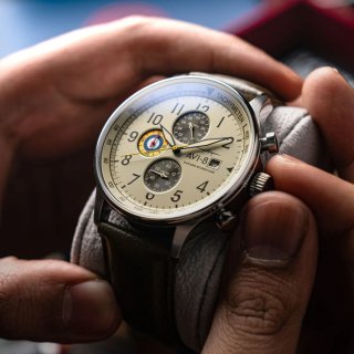 Reloj AVI-8 Hawker Hurricane Classic Khaki Green
