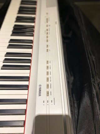 Yamaha P-125 Bianco