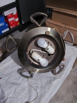 Ventilador de techo dorado