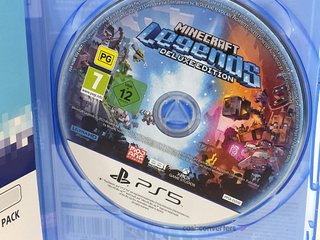 minecraft legends deluxe edition