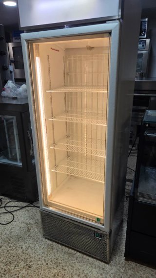 Congelador Vertical Puerta Cristal