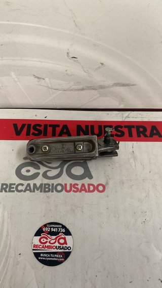 Reposapiés delantero izquierdo para Yamaha MT07 2024. Ref 1WS274510000