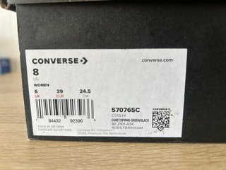 Converse tie dye