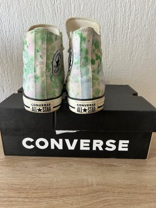 Converse tie dye