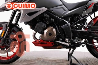 SUZUKI V-STROM 1050
