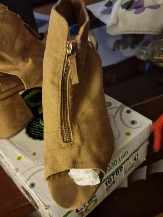 Botines tacón ante beige cremallera 40
