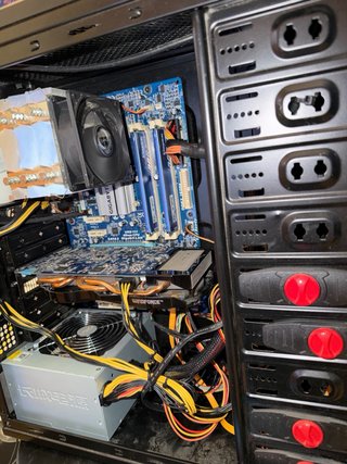 PC desktop per ufficio/giochi semplici/studi