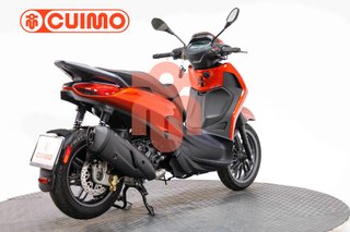 PIAGGIO BEVERLY 300 HPE