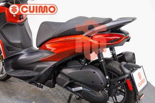PIAGGIO BEVERLY 300 HPE