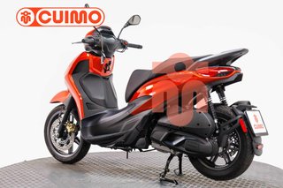 PIAGGIO BEVERLY 300 HPE