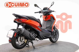 PIAGGIO BEVERLY 300 HPE
