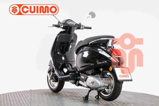 VESPA PRIMAVERA 125