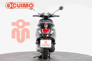 VESPA PRIMAVERA 125