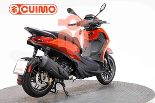 PIAGGIO BEVERLY 300 HPE