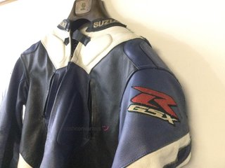 proteccion motorista suzuki mono 2 piezas