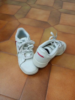 Zapatillas Adidas Clásicas Talla 39