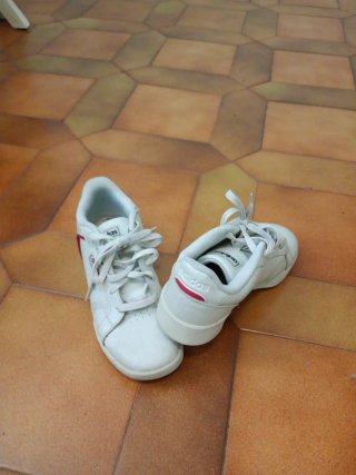 Zapatillas Adidas Clásicas Talla 39