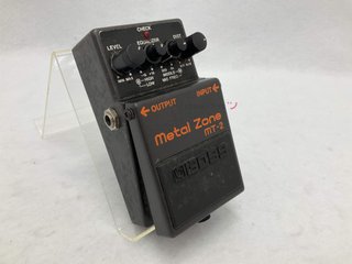 pedal efectos boss metal zone mt-2