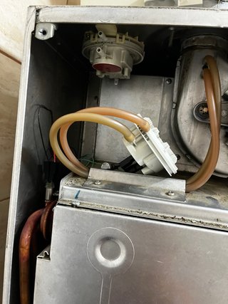 Técnico de caldera aire acondicionado y mas