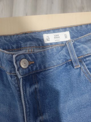 Pantaloneta vaquera azul talla 42