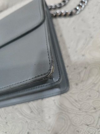 Borsa Pinko Grigia con Borchie e Perle