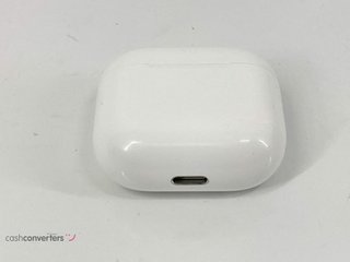in-ear apple airpods 4 gen
