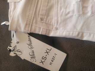 Shorts blancos Miss Sister rotos