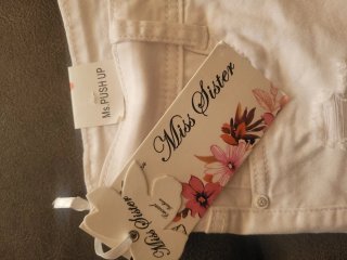 Shorts blancos Miss Sister rotos