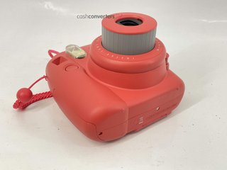 camara instantanea fujifilm instax mini 8
