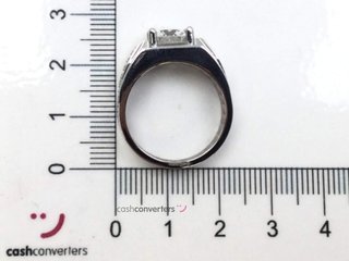sello oro 18k con diamante de laboratorio