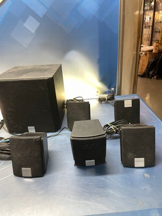 Creative equipo de sonido subwoofer + satelites, modelo inspire