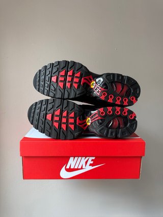 Nike Air Max Plus TN ‘Tuned Black Red’