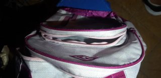 Mochila Umbro Gris y Rosa
