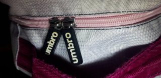 Mochila Umbro Gris y Rosa