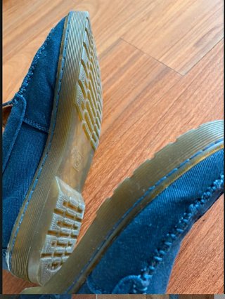 Mocasines Dr. Martens Azules de lona.
