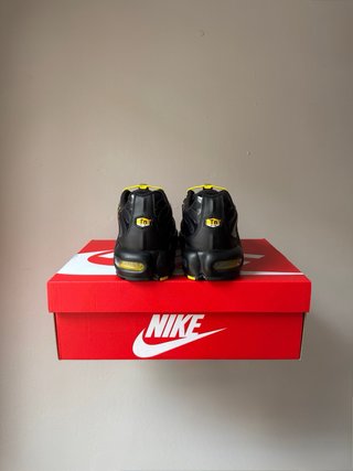 Nike Air Max Plus TN ‘Tuned Sunrise’