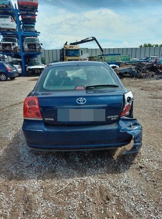 Tapa motor toyota 102409 avensis berlina (t25)