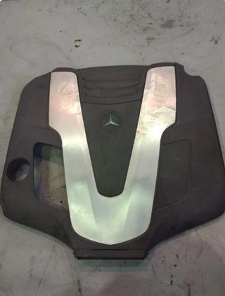 Mercedes-benz 91775 tapa motor clase e bm 212 lim.