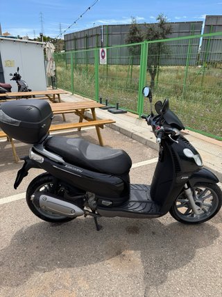Piaggio Carnaby 250cc Negra