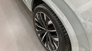 VOLVO XC90 2.0 B5 P MHEV ULTRA BRIGHT AWD AUTO 5P 7 Plazas